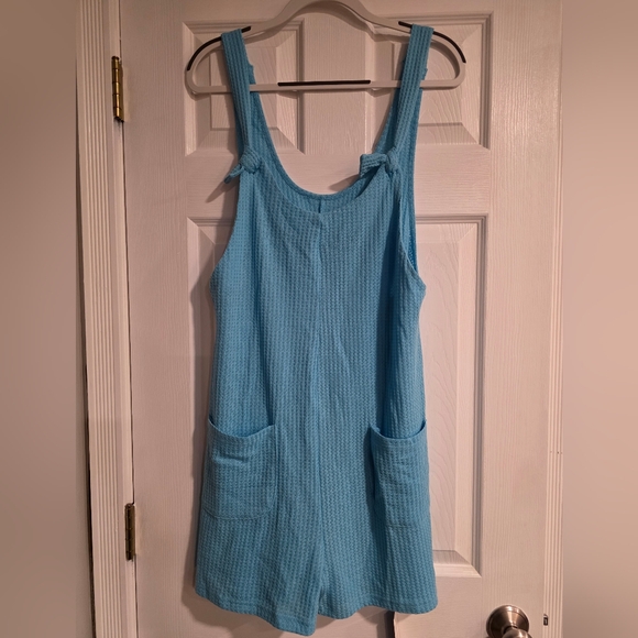 NWT = Cupshe Blue Romper - Size Medium - Picture 5 of 6